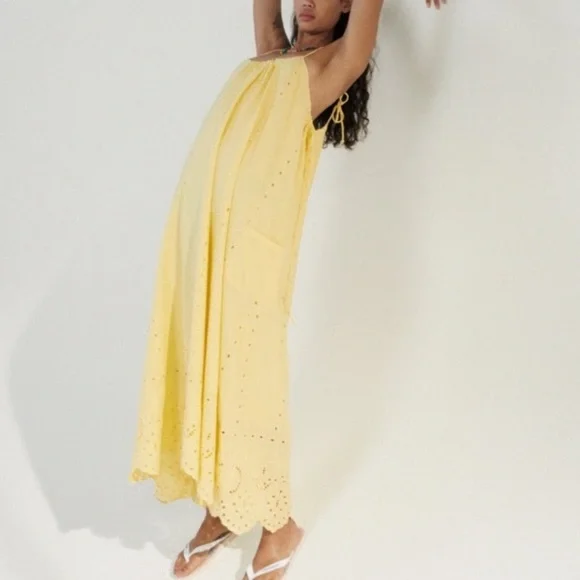 Zara floral emboridered eyelet scalloped tie strap maxi dress blogger favorite - Picture 2 of 7